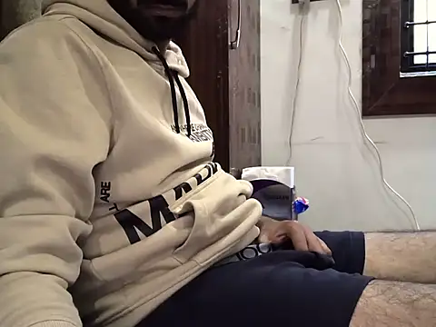 Snapshot of brownie_cake_cb chatting on January 9, 2026, 11:39 am brownie cake cb online show from January 9, 2026, 11:39 am