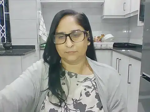 Snapshot of Indiankushy chatting on July 14, 2026, 5:19 pm Indiankushy online show from July 14, 2026, 5:19 pm