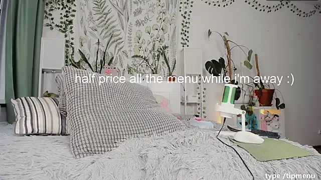 Snapshot of sierra_diamond chatting on February 23, 2025, 5:07 pm sierra diamond online show from February 23, 2025, 5:07 pm