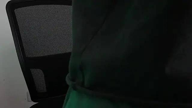 trieone online show from December 3, 2025, 10:36 am