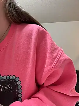 PussiesnCream  online show from November 26, 2025, 3:34 pm