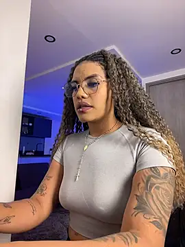 Victoria14  online show from January 6, 2026, 10:03 pm