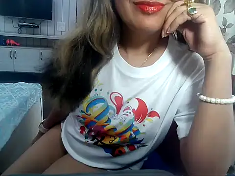 Snapshot of yourradhika chatting on March 14, 2025, 6:21 am yourradhika online show from March 14, 2025, 6:21 am