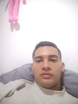 Snapshot of Alex00- chatting on February 26, 2026, 12:54 am Alex00- online show from February 26, 2026, 12:54 am