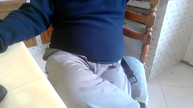 polloiw online show from October 26, 2025, 10:59 am