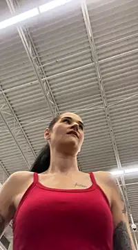 lolabunny9 online show from February 19, 2025, 5:27 pm