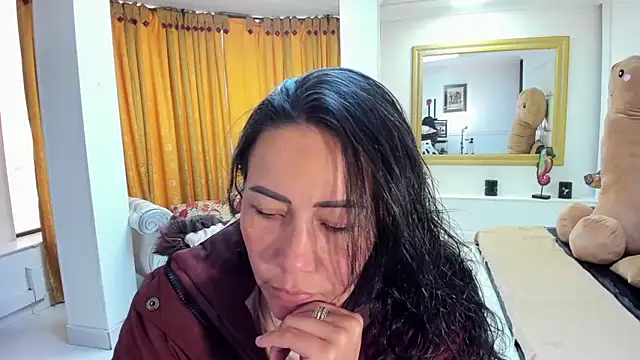 Snapshot of gaby_trent chatting on October 1, 2025, 2:10 pm gaby trent online show from October 1, 2025, 2:10 pm