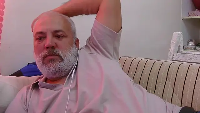 husoizmir online show from June 3, 2026, 9:54 am