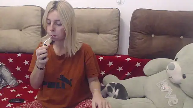 Aliss Hottie online show from September 22, 2025, 4:07 am