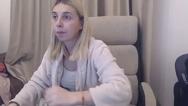 Aliss Hottie online show from November 3, 2025, 8:34 pm