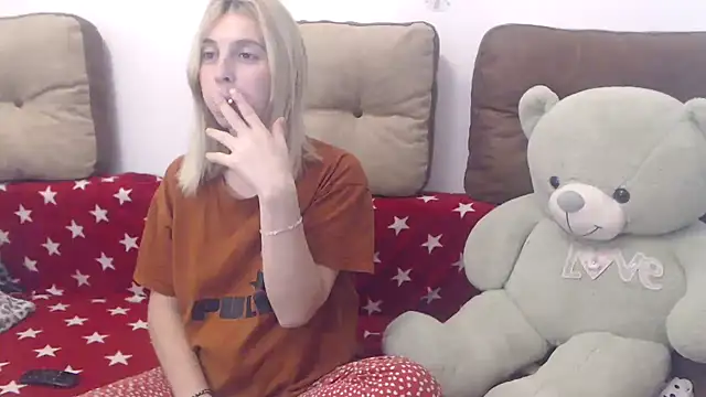 Aliss Hottie online show from September 20, 2025, 7:13 am