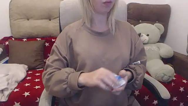 Aliss Hottie online show from October 7, 2025, 5:03 pm