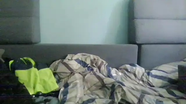Snapshot of chceciedalsiebie chatting on April 28, 2026, 2:32 pm chceciedalsiebie online show from April 28, 2026, 2:32 pm