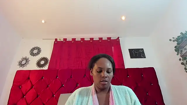 Snapshot of harleyevaans chatting on March 8, 2025, 12:20 pm harleyevaans online show from March 8, 2025, 12:20 pm