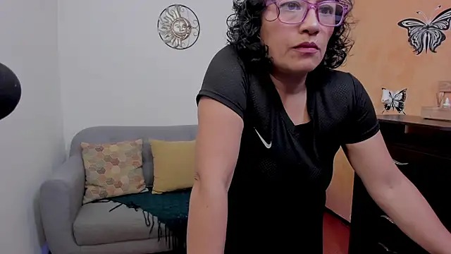 Snapshot of scarlet_wet chatting on July 15, 2026, 10:39 pm scarlet wet online show from July 15, 2026, 10:39 pm