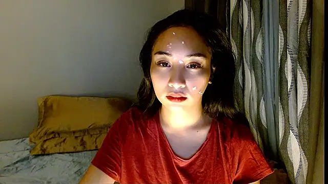 SweetLilly 18 online show from March 13, 2026, 11:15 am