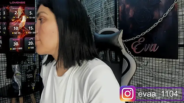 EVA BDSM online show from November 21, 2025, 9:47 pm