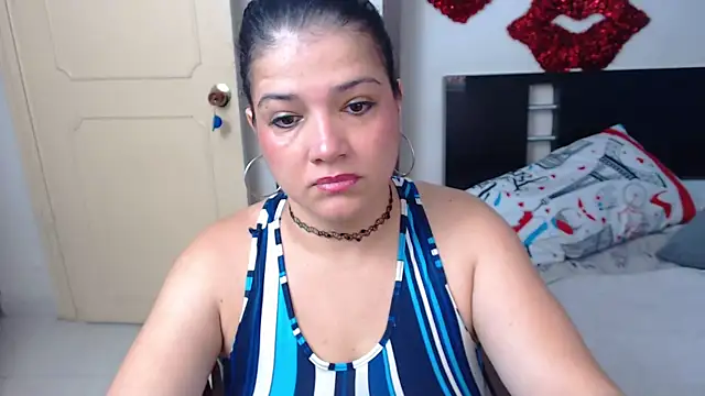 GlendaStarx online show from February 12, 2026, 10:42 pm