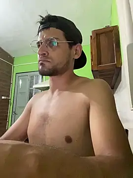 Snapshot of Yaoyepe chatting on December 4, 2025, 12:31 am Yaoyepe online show from December 4, 2025, 12:31 am