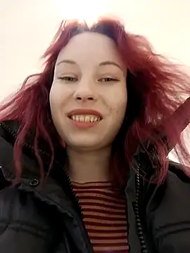 Frost foxy online show from March 1, 2025, 8:23 am