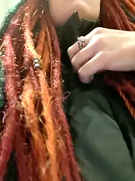 Frost foxy online show from October 3, 2025, 2:26 am