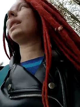 Frost foxy online show from September 25, 2025, 2:17 am