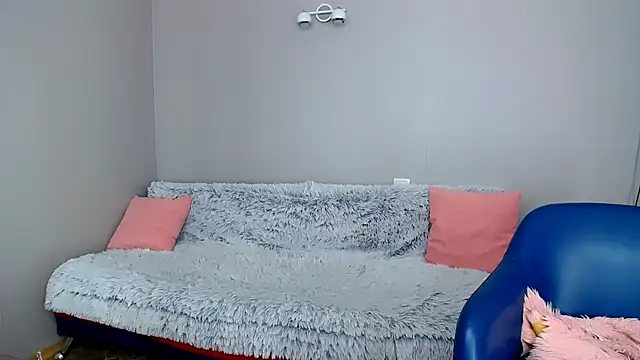 Snapshot of Estheri chatting on March 14, 2025, 2:19 pm Estheri online show from March 14, 2025, 2:19 pm