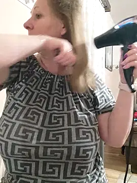 Elza01 online show from March 20, 2026, 7:15 pm