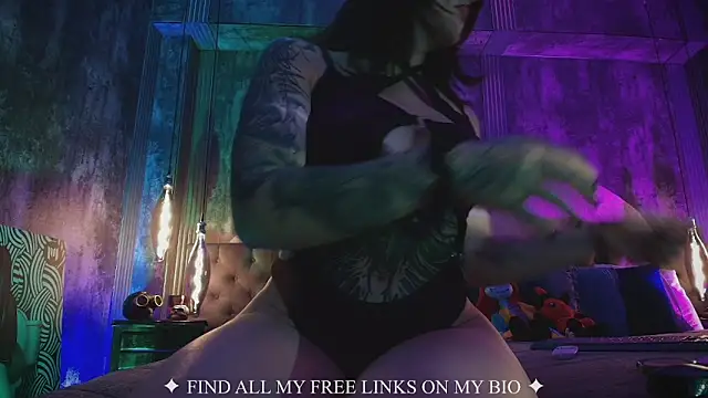 Snapshot of Charlotte_Germanotta_ chatting on February 12, 2026, 6:29 pm Charlotte Germanotta online show from February 12, 2026, 6:29 pm