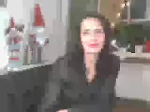 Snapshot of DreamMarianna chatting on January 4, 2025, 9:52 pm DreamMarianna online show from January 4, 2025, 9:52 pm