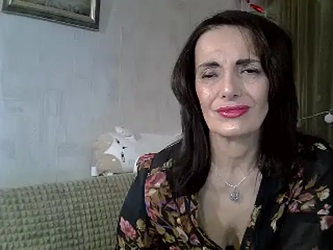 Snapshot of DreamMarianna chatting on March 1, 2025, 10:31 pm DreamMarianna online show from March 1, 2025, 10:31 pm