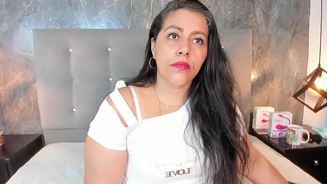 SexxyPamela online show from April 1, 2026, 7:22 pm