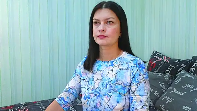  Lily  online show from February 7, 2026, 12:24 pm