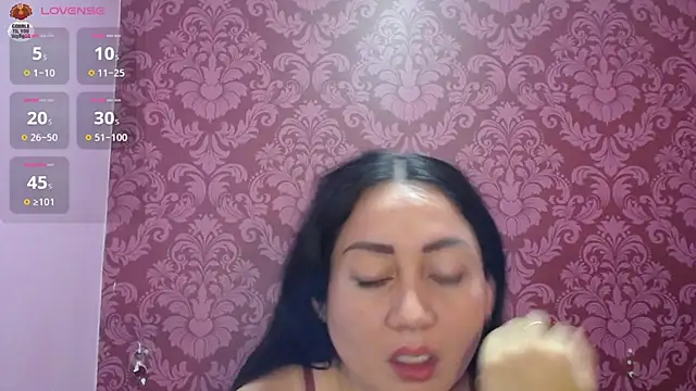 Snapshot of juliana_diaz chatting on June 4, 2026, 11:48 am juliana diaz online show from June 4, 2026, 11:48 am