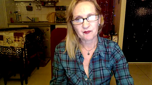 Snapshot of Ala-N-Dala chatting on March 14, 2026, 2:28 am Ala-N-Dala online show from March 14, 2026, 2:28 am