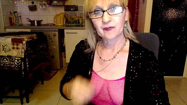 Snapshot of Ala-N-Dala chatting on March 6, 2026, 4:40 am Ala-N-Dala online show from March 6, 2026, 4:40 am