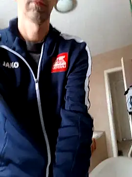 Snapshot of Geiler-boy313 chatting on February 7, 2026, 10:23 am Geiler-boy313 online show from February 7, 2026, 10:23 am