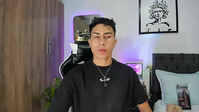 Snapshot of AlanNaughty chatting on February 19, 2026, 6:21 am AlanNaughty online show from February 19, 2026, 6:21 am