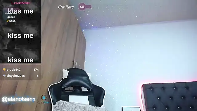 Snapshot of AlanNaughty chatting on March 20, 2025, 12:51 am AlanNaughty online show from March 20, 2025, 12:51 am