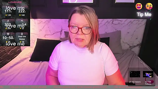 Shannonshine online show from November 18, 2025, 5:11 am