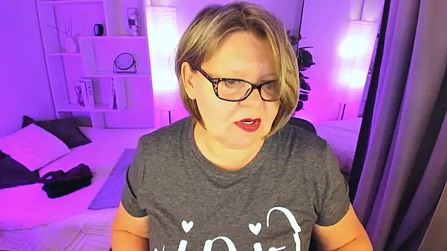 Shannonshine online show from March 26, 2026, 1:09 pm