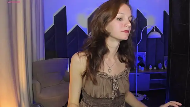 MirandaGlow online show from August 1, 2026, 5:49 am