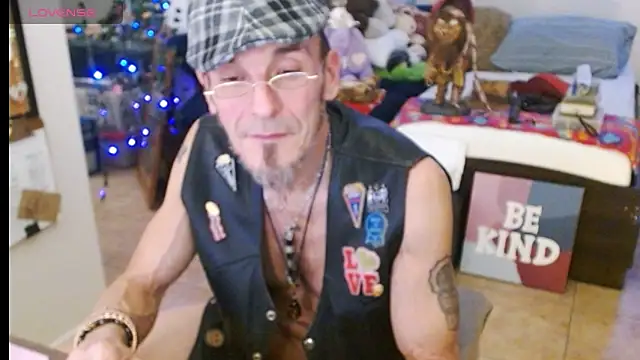 Snapshot of mycock2474u chatting on March 17, 2025, 7:35 am mycock2474u online show from March 17, 2025, 7:35 am