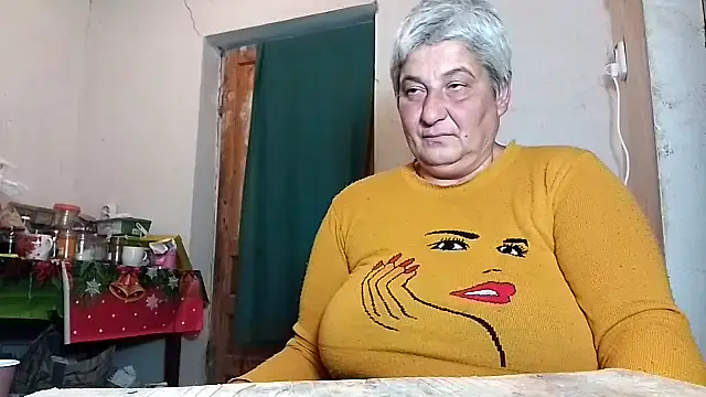 Snapshot of ExquisiteMature chatting on October 17, 2025, 10:00 pm ExquisiteMature online show from October 17, 2025, 10:00 pm