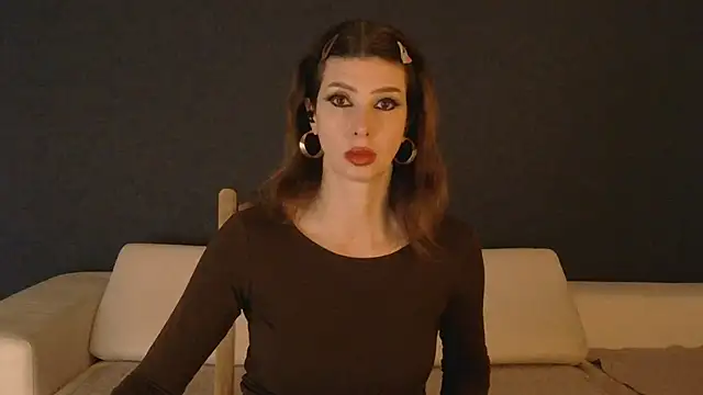 WhiteQueen888 online show from October 16, 2025, 11:51 am