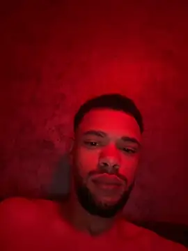 Snapshot of Lionayowe chatting on September 9, 2025, 10:08 pm Lionayowe online show from September 9, 2025, 10:08 pm