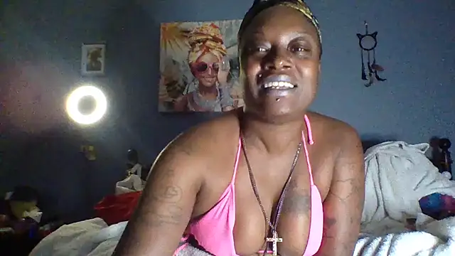 Snapshot of msdeedee chatting on May 2, 2026, 1:27 pm msdeedee online show from May 2, 2026, 1:27 pm