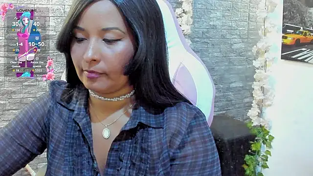 paola ih online show from March 19, 2026, 8:09 pm