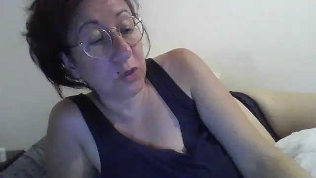 Snapshot of milkarock chatting on June 20, 2026, 9:20 pm milkarock online show from June 20, 2026, 9:20 pm