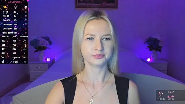 AnnaCarrera online show from November 24, 2025, 6:52 pm